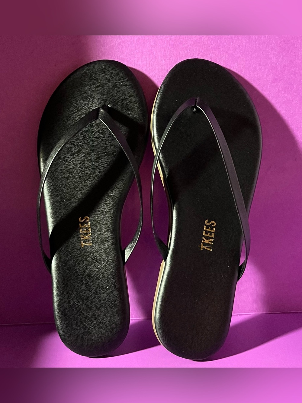 TKEES Black Slim-Strap Leather Flip Flops
